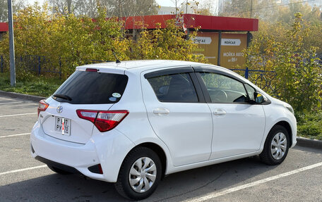 Toyota Vitz, 2017 год, 990 000 рублей, 8 фотография