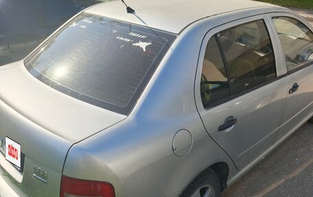 Skoda Fabia I, 2002 год, 190 000 рублей, 3 фотография