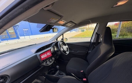 Toyota Vitz, 2017 год, 990 000 рублей, 13 фотография