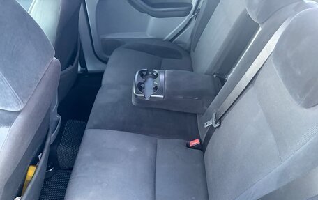 Ford Focus II рестайлинг, 2008 год, 400 000 рублей, 28 фотография