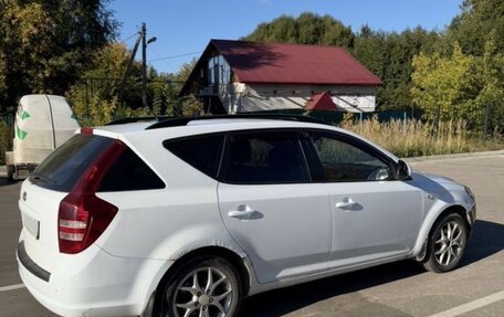 KIA cee'd I рестайлинг, 2009 год, 345 000 рублей, 2 фотография