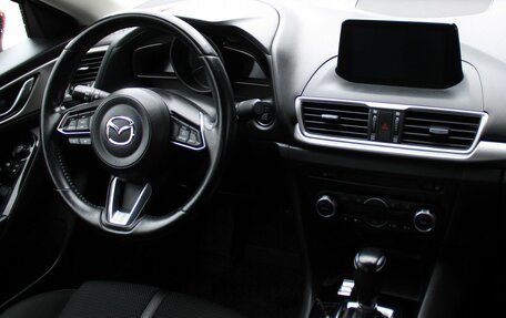 Mazda 3, 2018 год, 1 579 000 рублей, 12 фотография