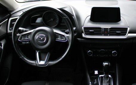 Mazda 3, 2018 год, 1 579 000 рублей, 11 фотография