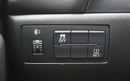 Mazda 3, 2018 год, 1 579 000 рублей, 22 фотография