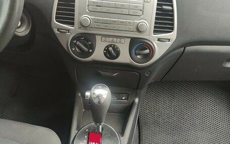 Hyundai i20 IB рестайлинг, 2010 год, 489 000 рублей, 11 фотография