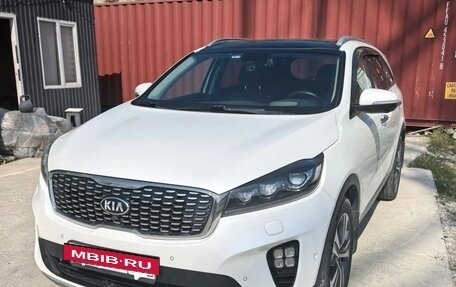 KIA Sorento III Prime рестайлинг, 2018 год, 900 000 рублей, 2 фотография