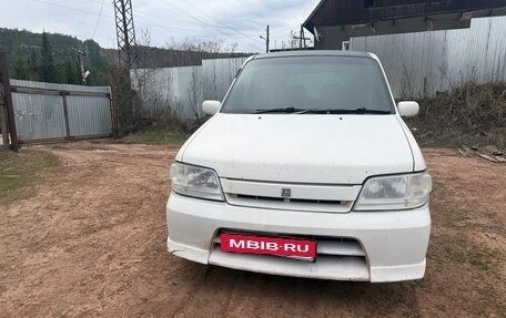 Nissan Cube II, 2000 год, 250 000 рублей, 1 фотография