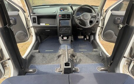 Nissan Cube II, 2000 год, 250 000 рублей, 10 фотография