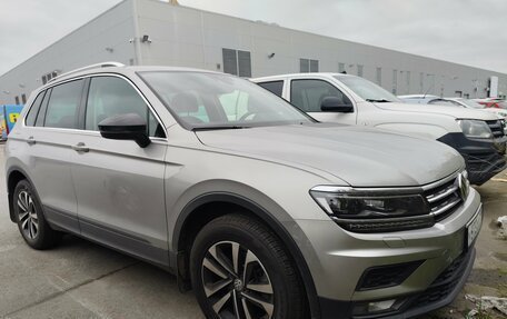 Volkswagen Tiguan II, 2020 год, 2 700 000 рублей, 1 фотография
