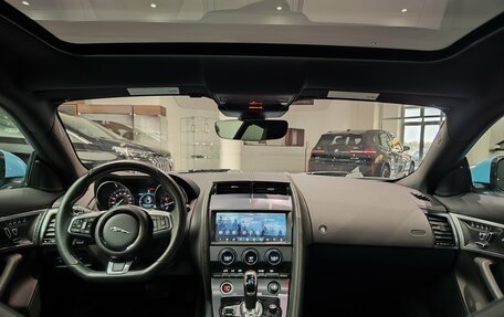 Jaguar F-Type I рестайлинг 2, 2018 год, 3 588 000 рублей, 14 фотография