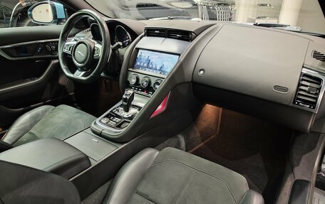 Jaguar F-Type I рестайлинг 2, 2018 год, 3 588 000 рублей, 12 фотография