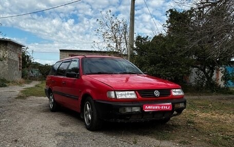 Volkswagen Passat B4, 1993 год, 200 000 рублей, 1 фотография