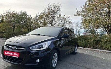 Hyundai Solaris II рестайлинг, 2012 год, 650 000 рублей, 4 фотография