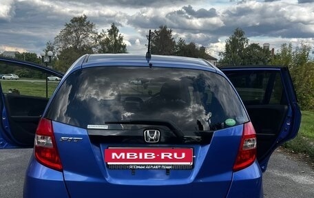 Honda Fit III, 2012 год, 980 000 рублей, 2 фотография