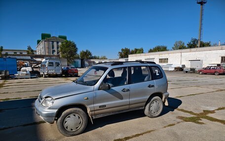 Chevrolet Niva I рестайлинг, 2003 год, 315 000 рублей, 3 фотография