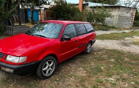 Volkswagen Passat B4, 1993 год, 200 000 рублей, 3 фотография