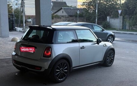 MINI Hatch, 2010 год, 1 240 000 рублей, 9 фотография