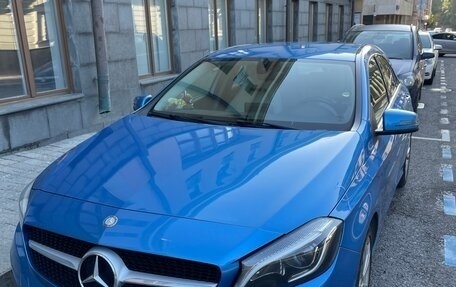 Mercedes-Benz A-Класс, 2016 год, 1 609 000 рублей, 2 фотография