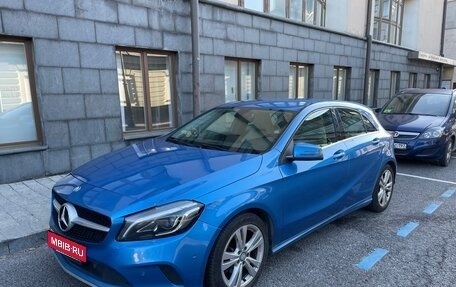 Mercedes-Benz A-Класс, 2016 год, 1 609 000 рублей, 3 фотография