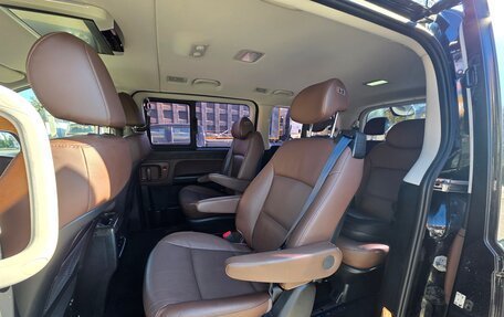 Hyundai Grand Starex Grand Starex I рестайлинг 2, 2018 год, 4 430 000 рублей, 11 фотография
