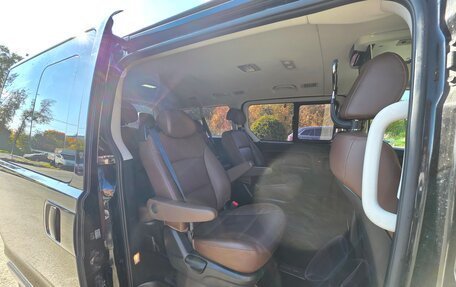Hyundai Grand Starex Grand Starex I рестайлинг 2, 2018 год, 4 430 000 рублей, 15 фотография