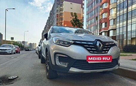 Renault Kaptur I рестайлинг, 2021 год, 1 590 000 рублей, 2 фотография