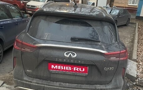 Infiniti QX50 II, 2018 год, 2 200 000 рублей, 18 фотография