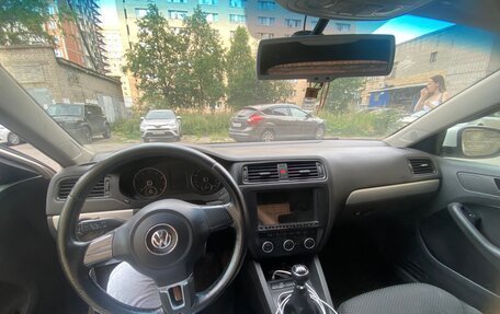 Volkswagen Jetta VI, 2012 год, 450 000 рублей, 6 фотография