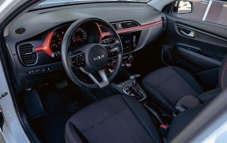 KIA Rio IV, 2021 год, 1 695 000 рублей, 15 фотография