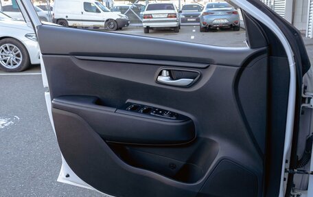 KIA Rio IV, 2021 год, 1 695 000 рублей, 14 фотография