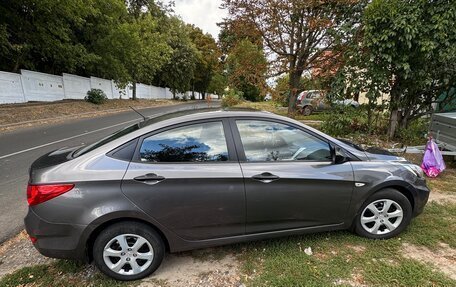 Hyundai Solaris II рестайлинг, 2014 год, 780 000 рублей, 2 фотография