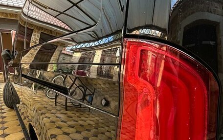 Mercedes-Benz Vito, 2017 год, 4 000 000 рублей, 7 фотография