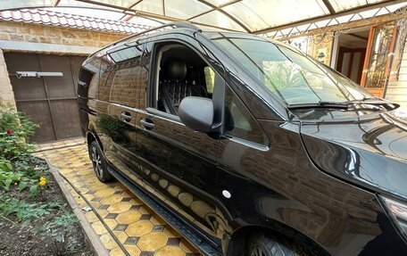 Mercedes-Benz Vito, 2017 год, 4 000 000 рублей, 4 фотография