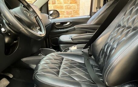 Mercedes-Benz Vito, 2017 год, 4 000 000 рублей, 10 фотография