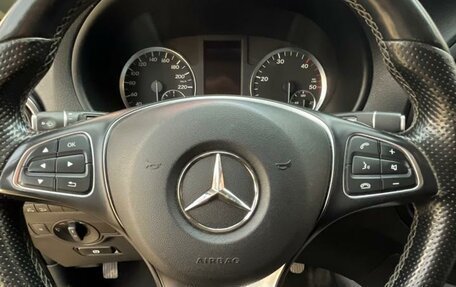 Mercedes-Benz Vito, 2017 год, 4 000 000 рублей, 21 фотография