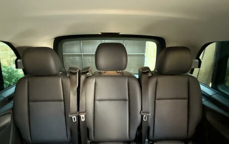 Mercedes-Benz Vito, 2017 год, 4 000 000 рублей, 35 фотография