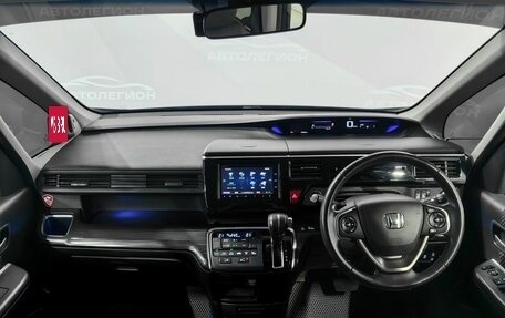 Honda Stepwgn IV, 2015 год, 2 100 000 рублей, 9 фотография