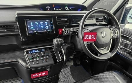 Honda Stepwgn IV, 2015 год, 2 100 000 рублей, 13 фотография
