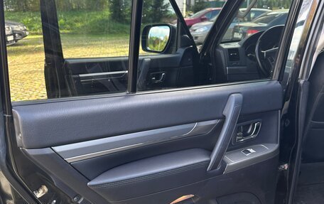 Mitsubishi Pajero IV, 2012 год, 2 350 000 рублей, 16 фотография