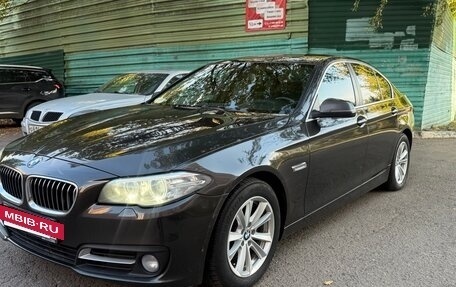 BMW 5 серия, 2014 год, 1 850 000 рублей, 2 фотография