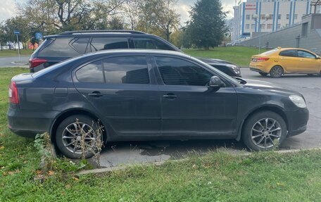Skoda Octavia, 2010 год, 700 000 рублей, 2 фотография