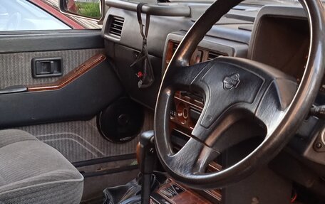 Nissan Safari IV, 1993 год, 2 300 000 рублей, 11 фотография