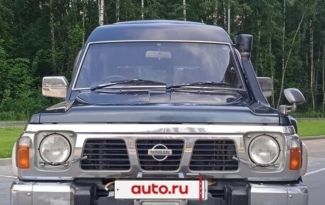 Nissan Safari IV, 1993 год, 2 300 000 рублей, 22 фотография