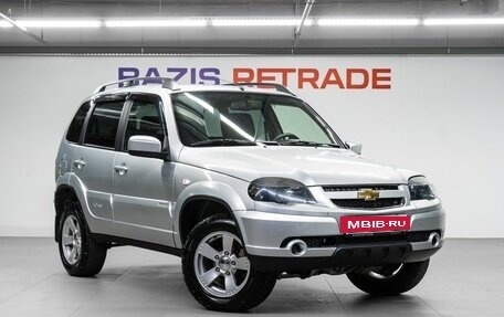 Chevrolet Niva I рестайлинг, 2018 год, 899 000 рублей, 4 фотография