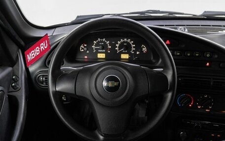 Chevrolet Niva I рестайлинг, 2018 год, 899 000 рублей, 19 фотография