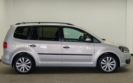 Volkswagen Touran III, 2012 год, 1 300 000 рублей, 5 фотография