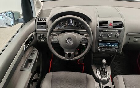Volkswagen Touran III, 2012 год, 1 300 000 рублей, 14 фотография