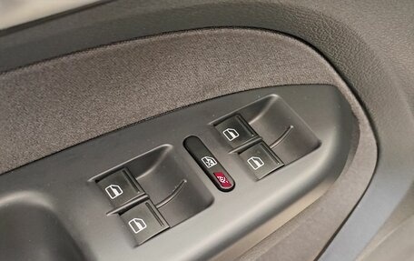 Volkswagen Touran III, 2012 год, 1 300 000 рублей, 12 фотография
