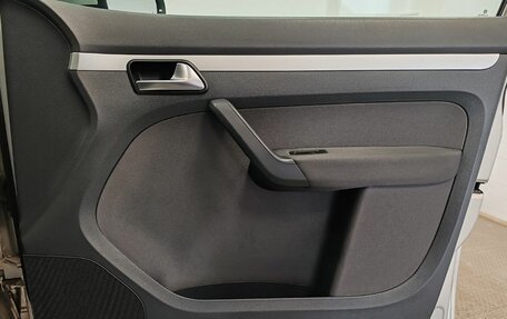 Volkswagen Touran III, 2012 год, 1 300 000 рублей, 25 фотография