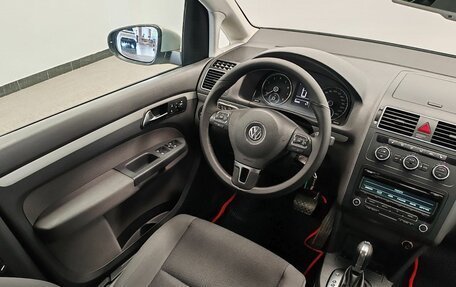 Volkswagen Touran III, 2012 год, 1 300 000 рублей, 27 фотография
